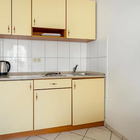 Guest house And Breeze Neum